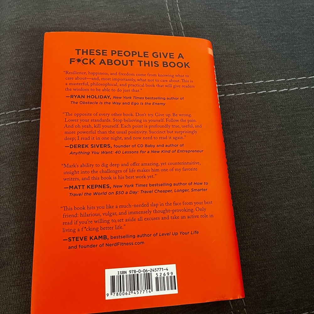 The subtle aren’t of not giving a f**k by Mark Manson - Picture 3 of 3